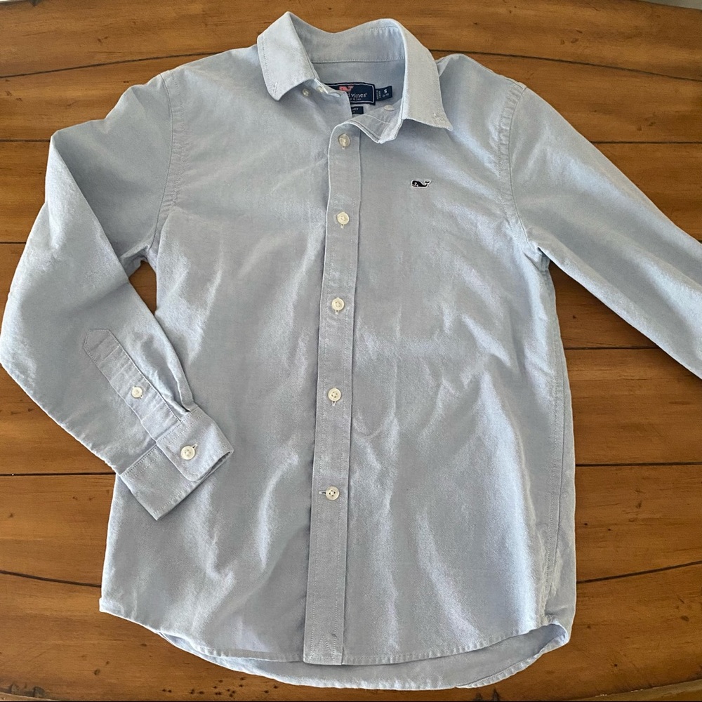 🐳 Vineyard Vines Boys like new Whale shirt small